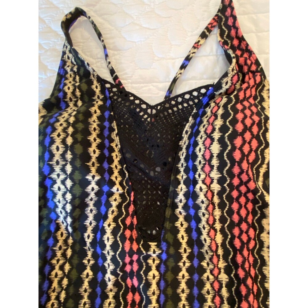 Time and‎ Tru Swimsuit Womens One Piece Sz Medium Multicolored Beach Pool Vaca